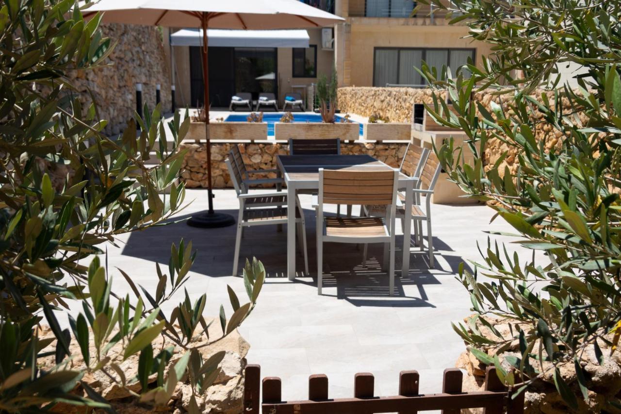 Apartment Si-ku With Private Pool And Hot Tub Xaghra