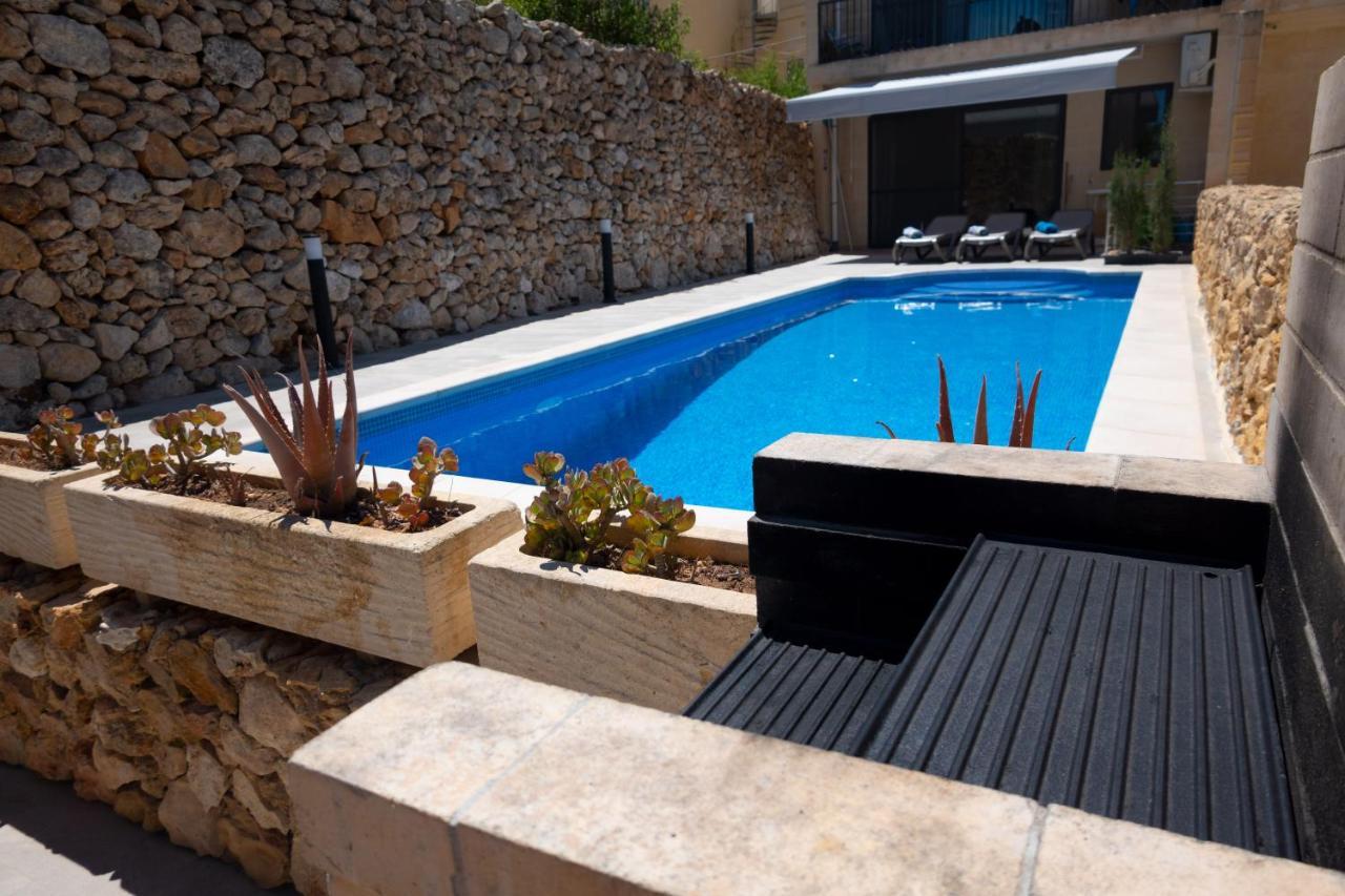 Si-ku With Private Pool And Hot Tub *