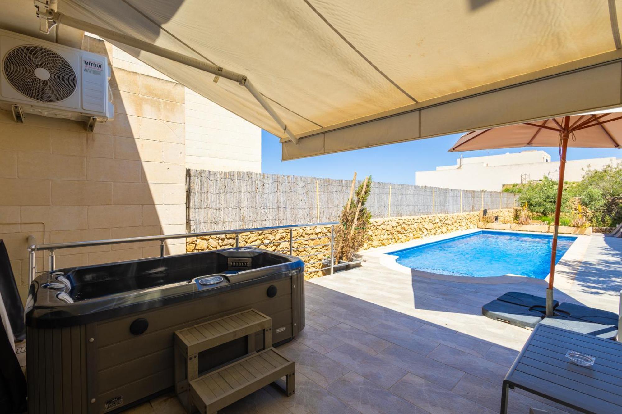 Si-ku With Private Pool And Hot Tub Xagħra